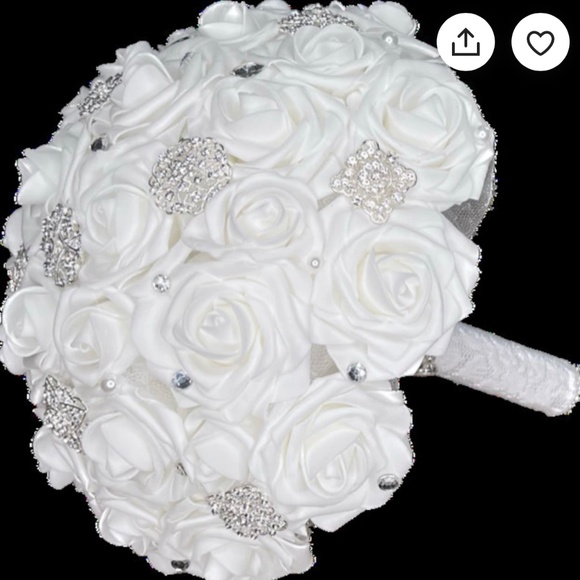 White Bride's Brooch Bouquet
